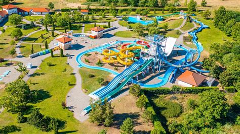 cegled aquapark|Aqua Centrum Csúszdapark – Ceglédi Gyógyfürdő és。